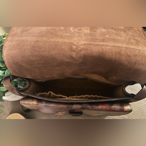 Patricia Nash Torri Crossbody Bag - Picture 15 of 15